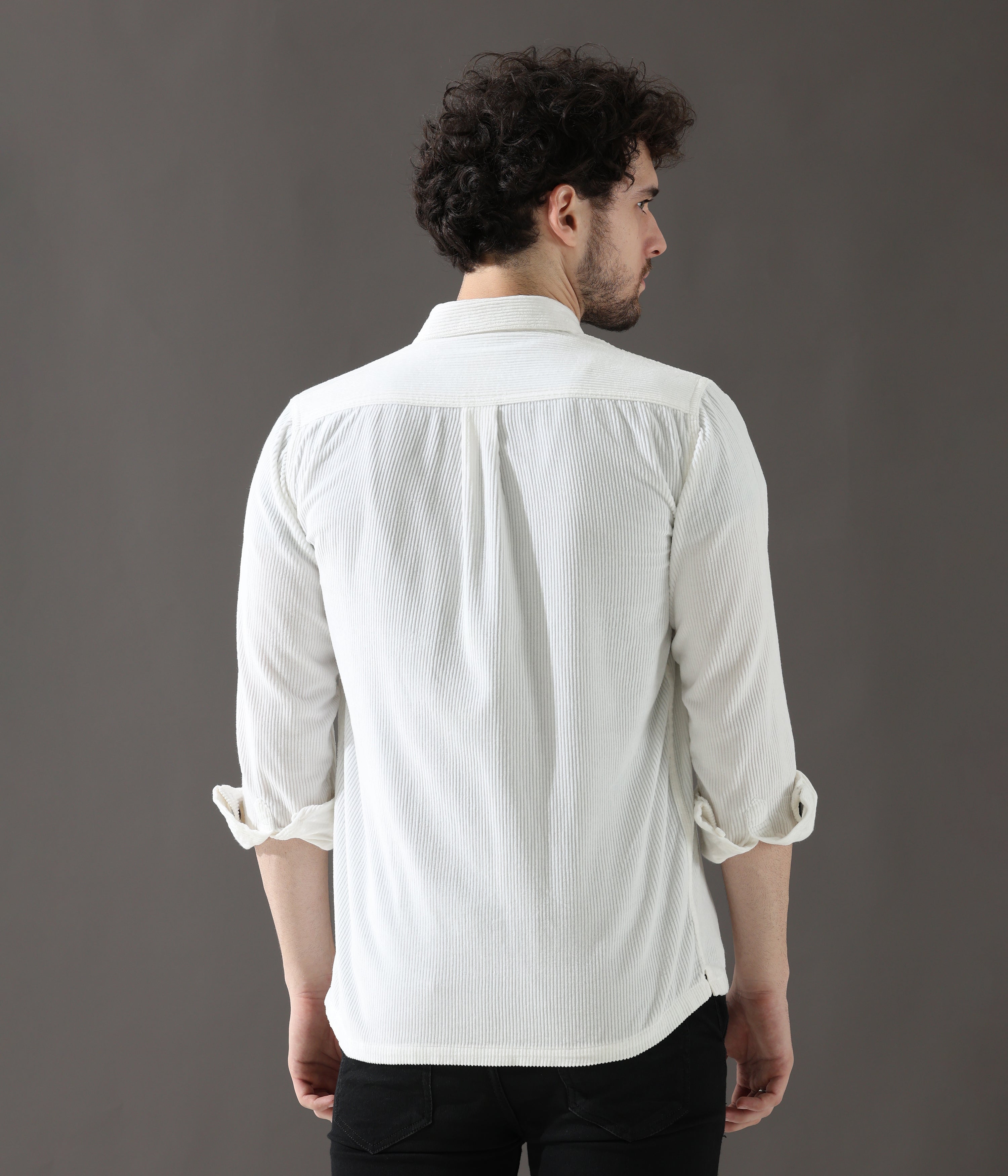White Versatile Dual-Pocket Shirt