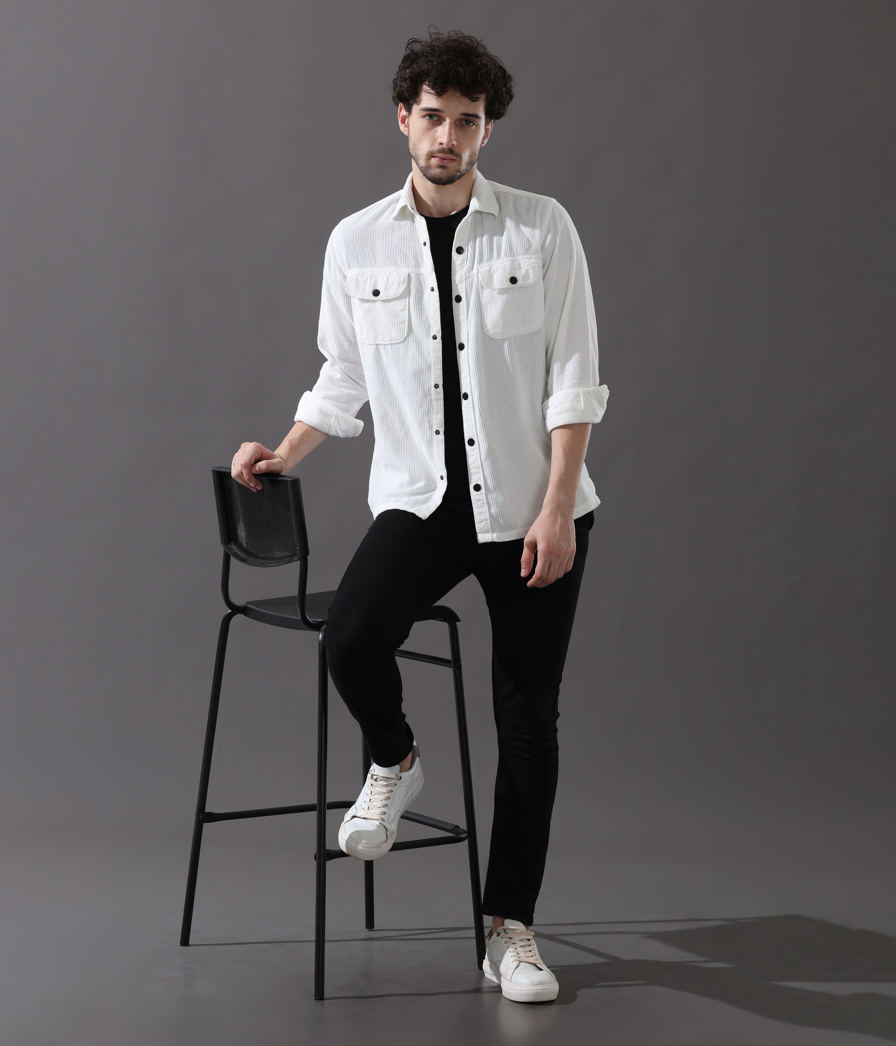 White Versatile Dual-Pocket Shirt