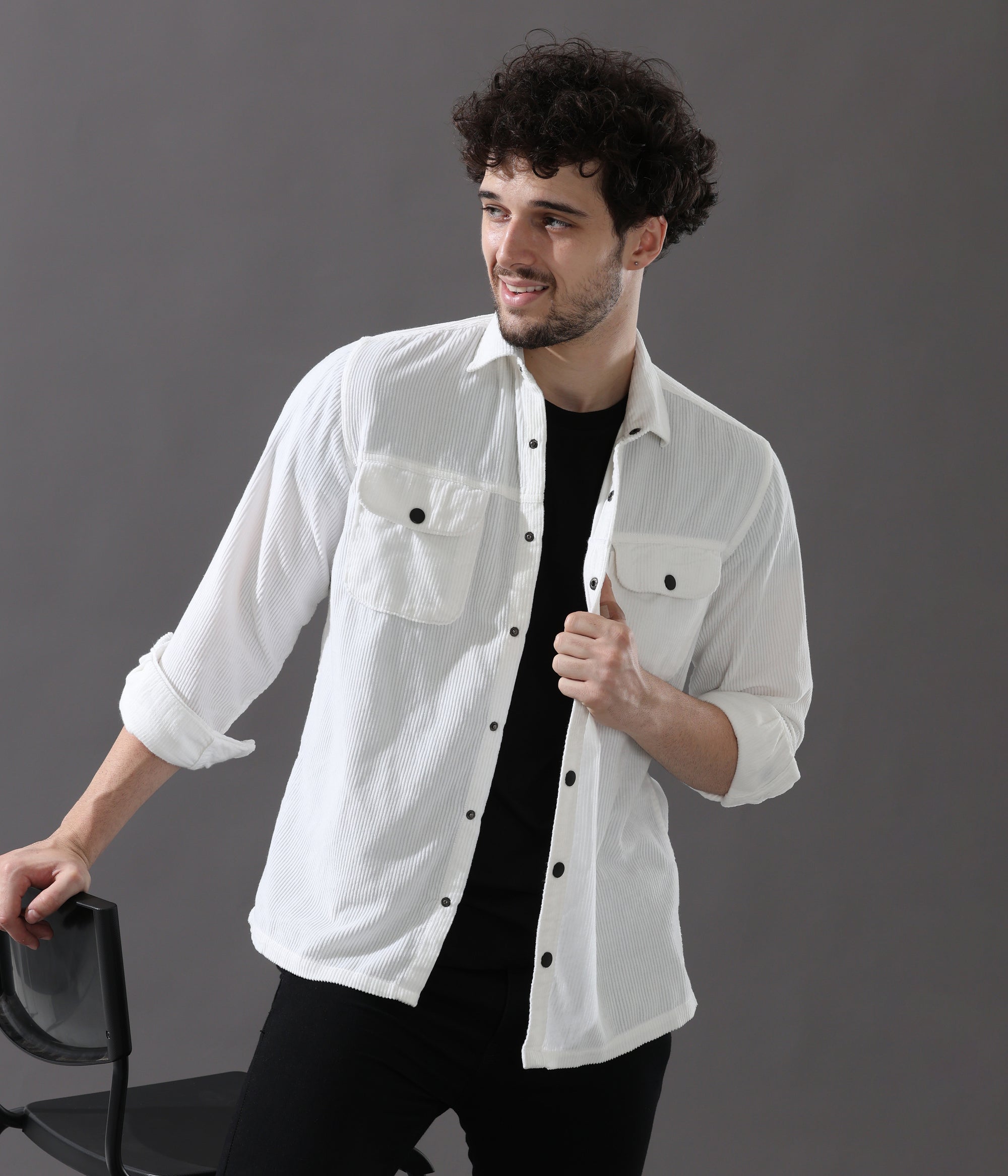 White Versatile Dual-Pocket Shirt