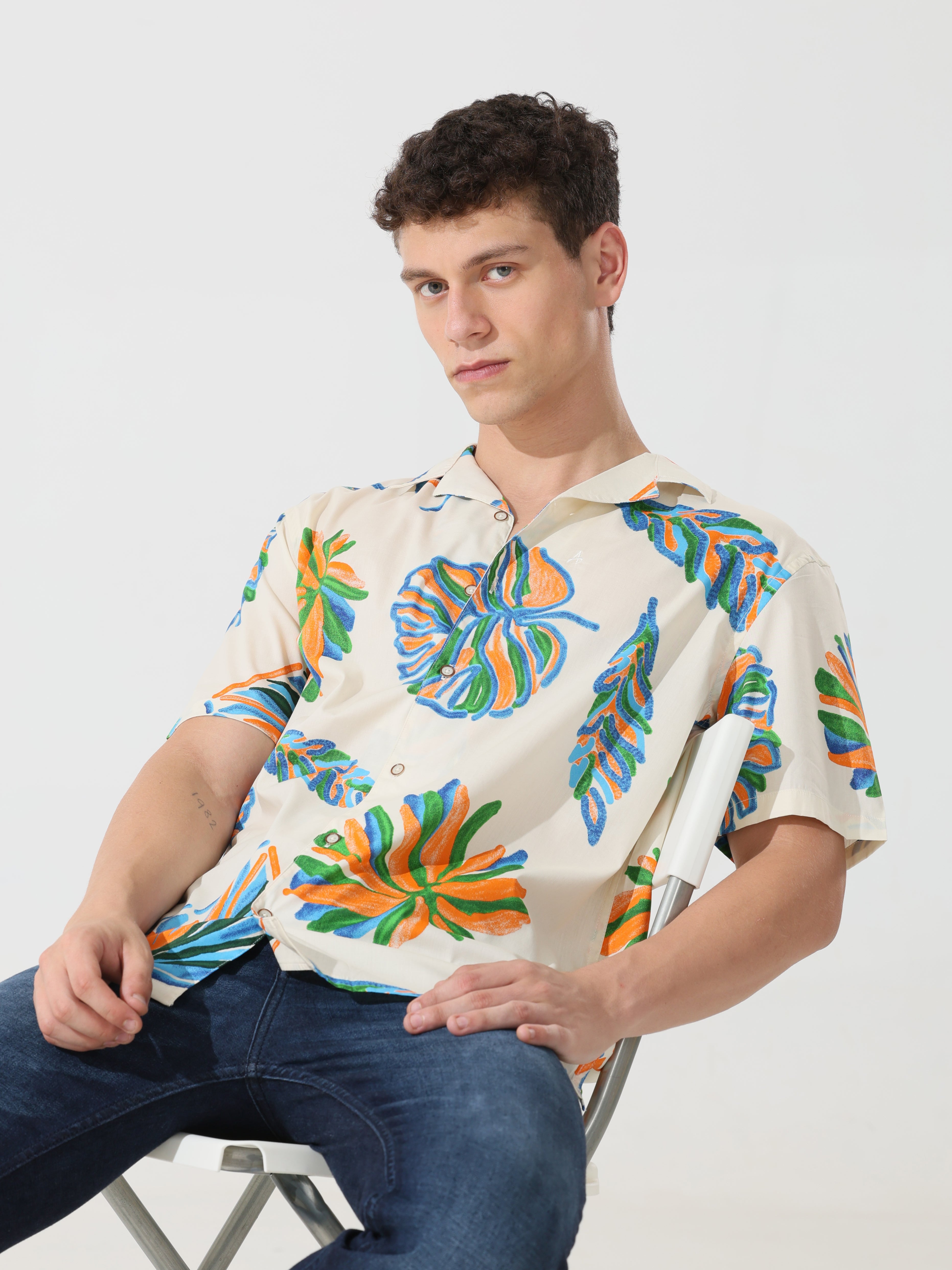 Off White Floral Beach print shirt