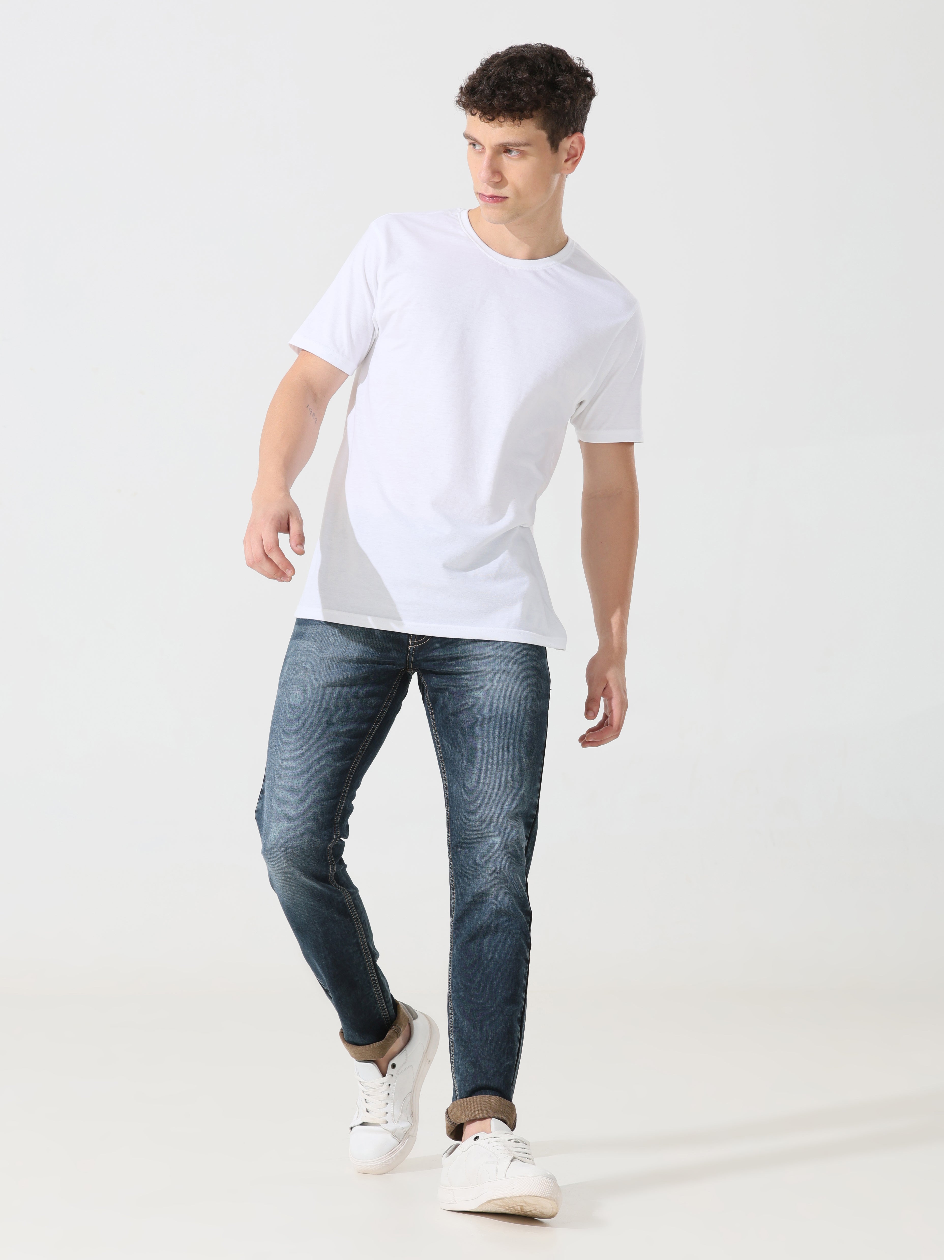Address Dark blue denim Slim fit