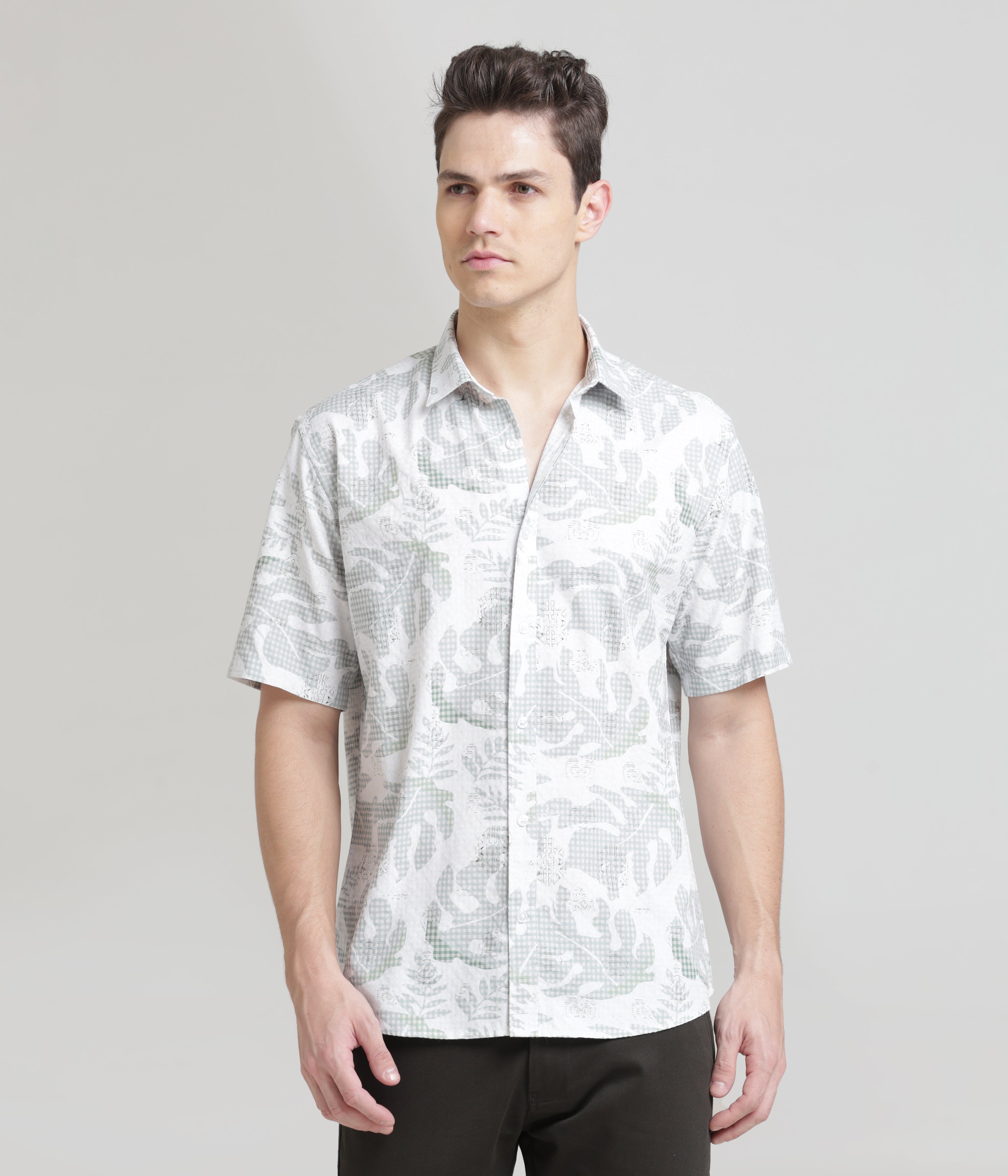 Versatile Green Classic Fit Half Sleeve Shirt