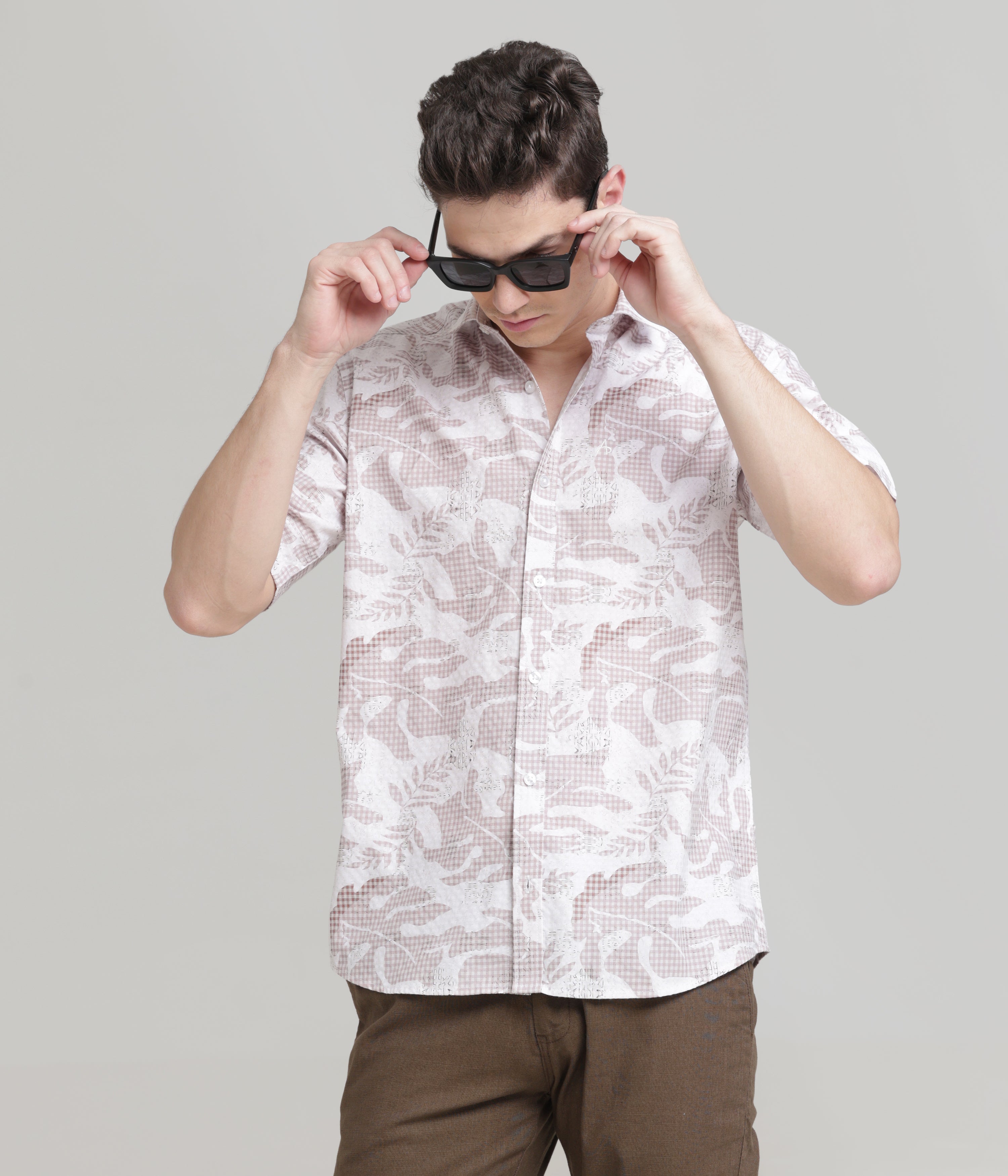 Pink Half Sleeve Slim Fit Shirt: Versatile Classic