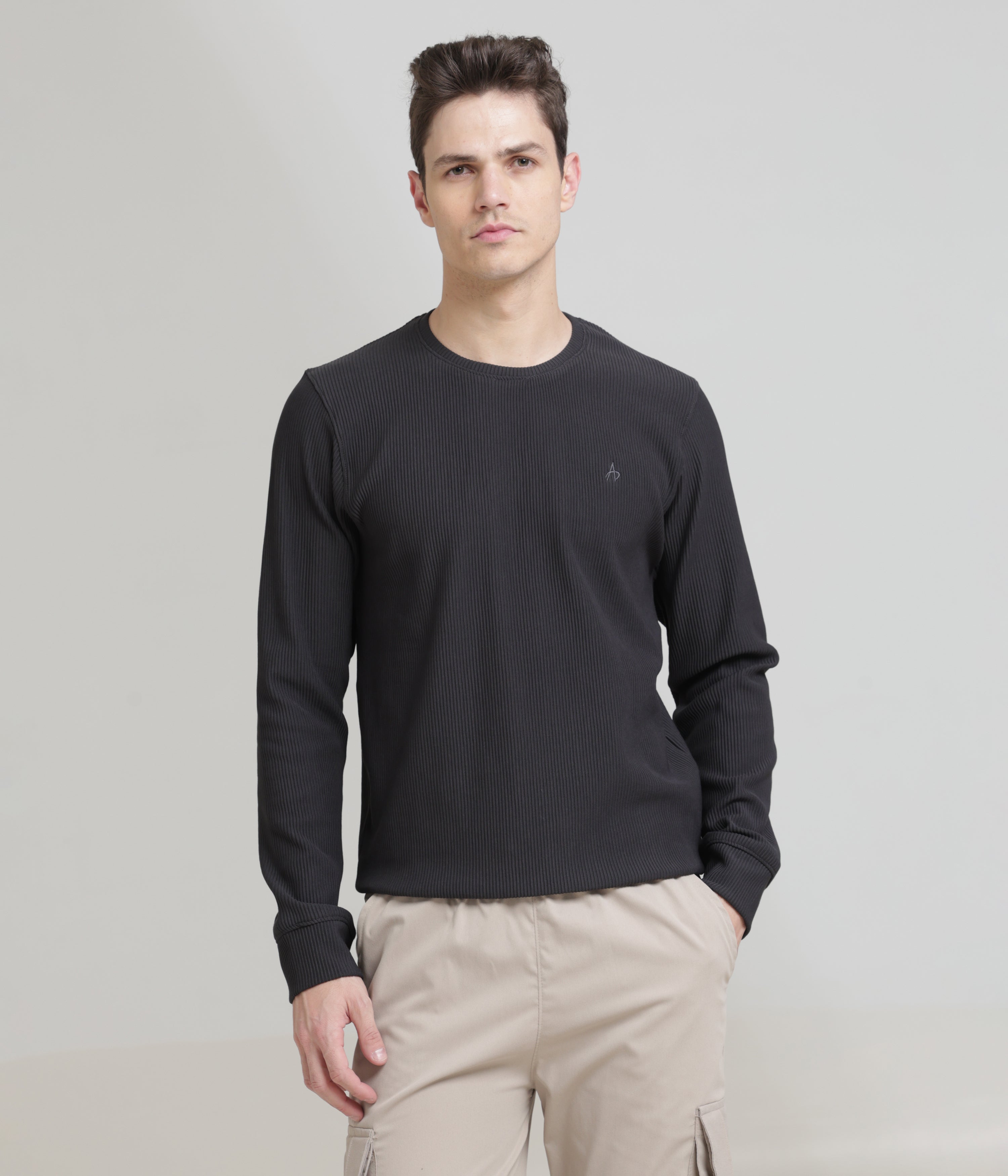 Dark Grey Regular Fit Sweatshirt: Cozy Comfort for Casual Days