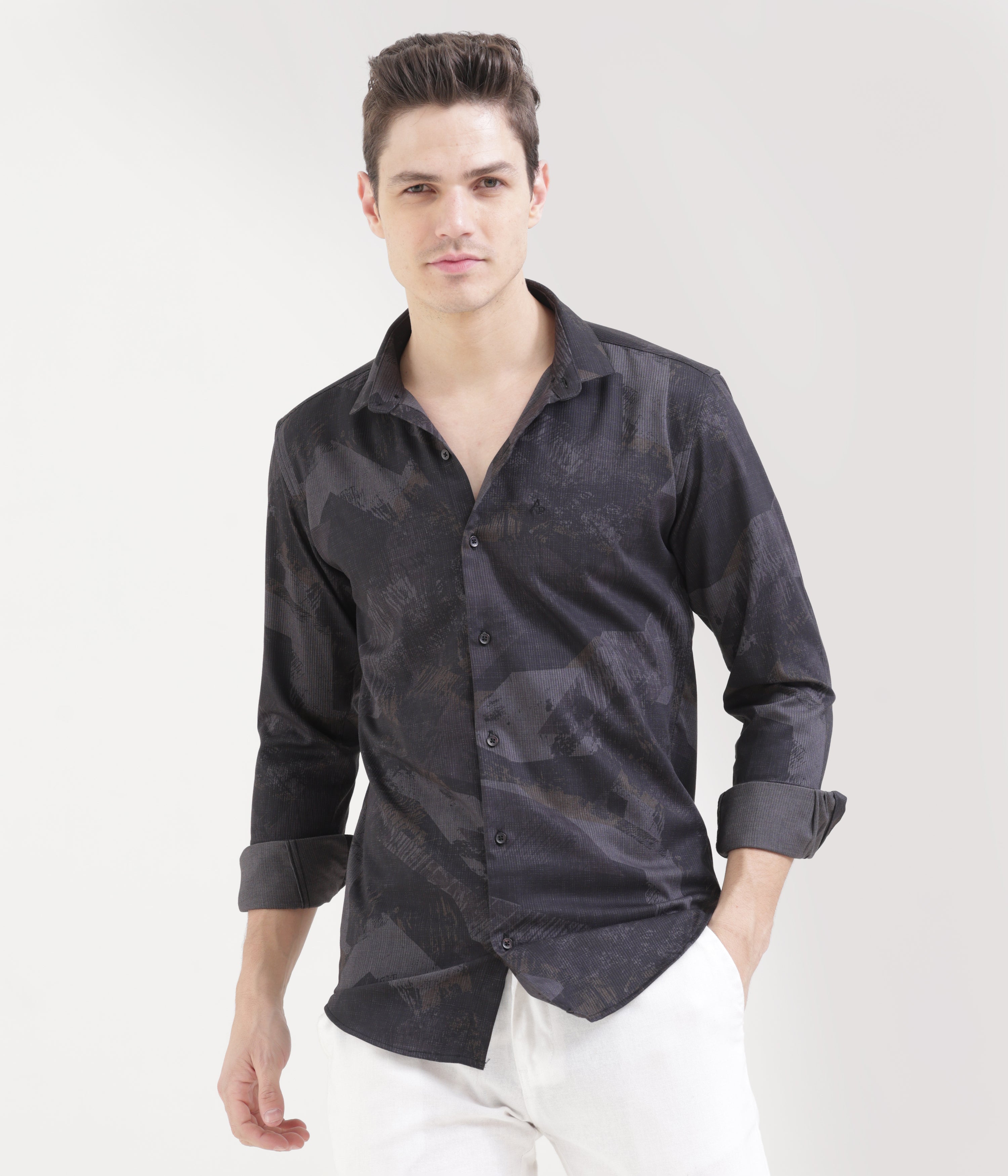 Black Classic Fit Shirt: Versatile Style