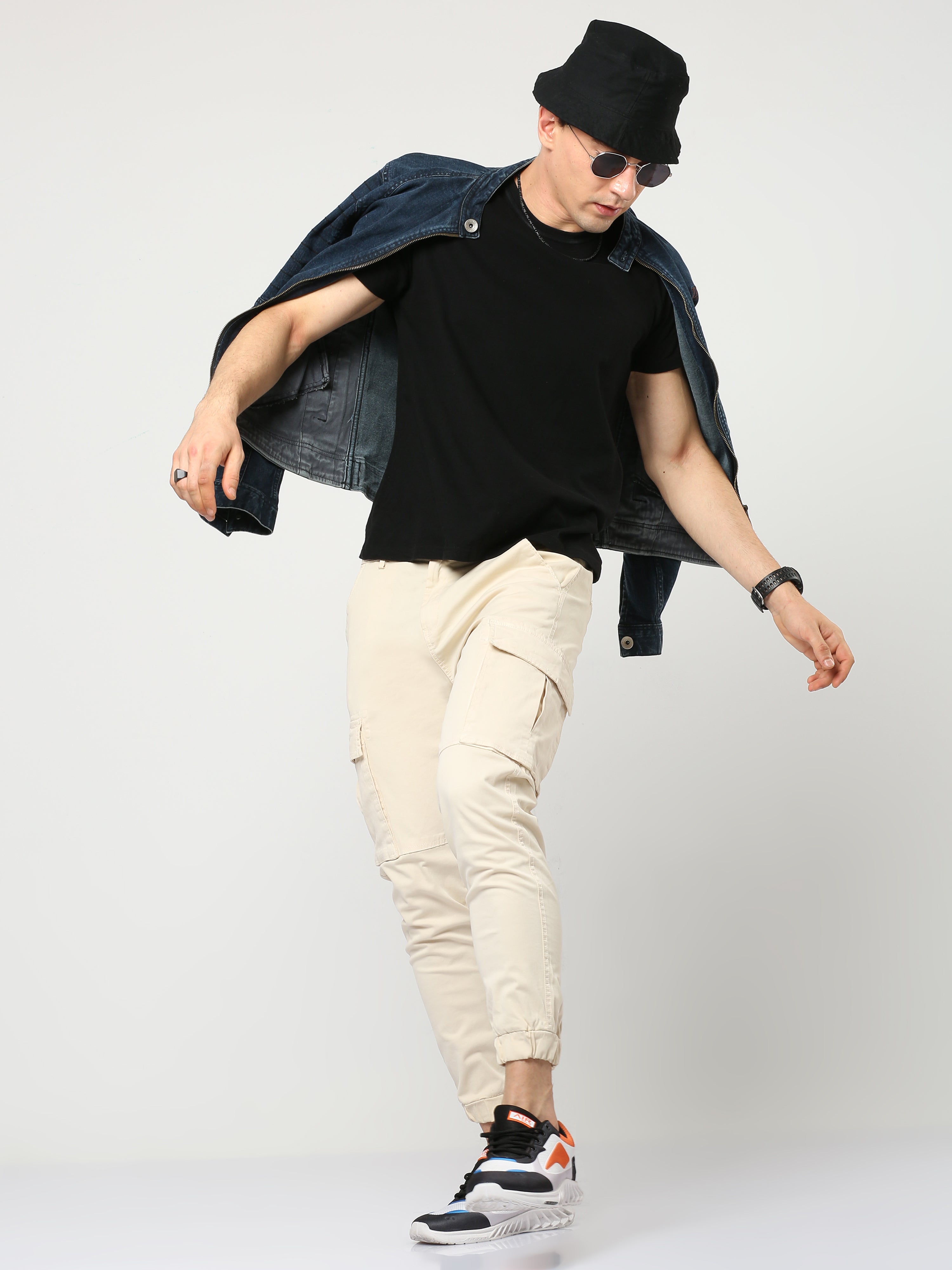 Genre over dyed cargo's