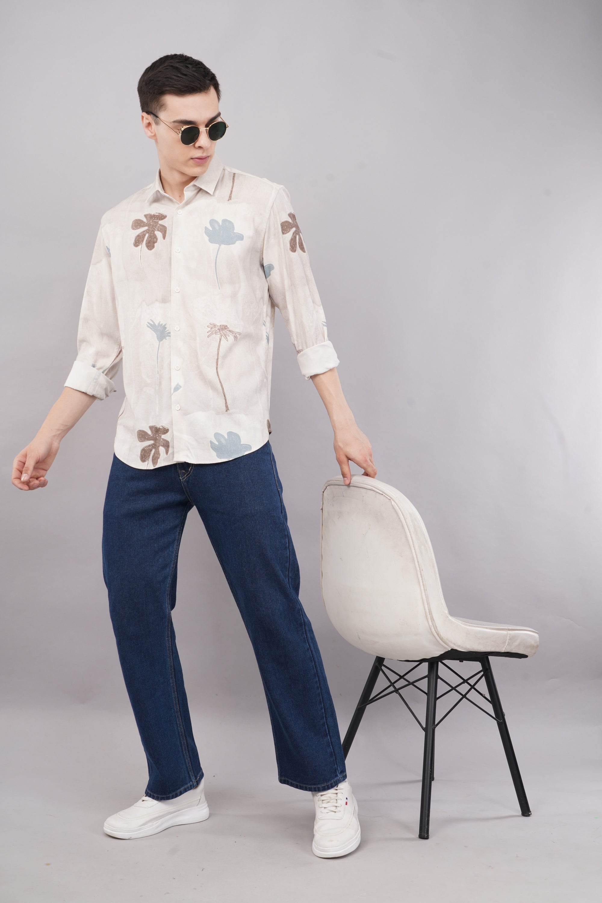 Tapered Fit Floral Print White Full Sleeve Shirt