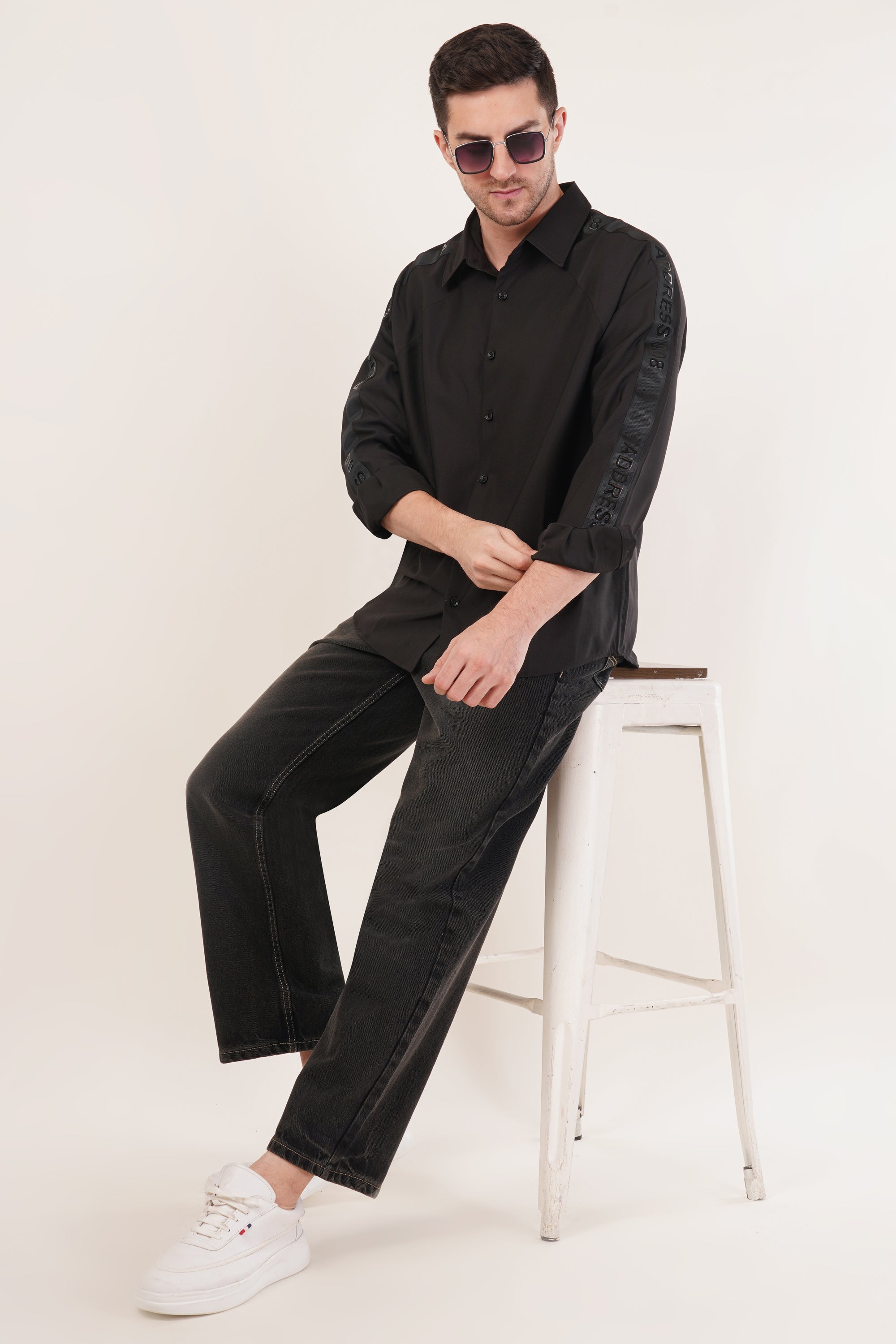 Black Wrinkle-Free Raglan Sleeve Regular Fit Shirt