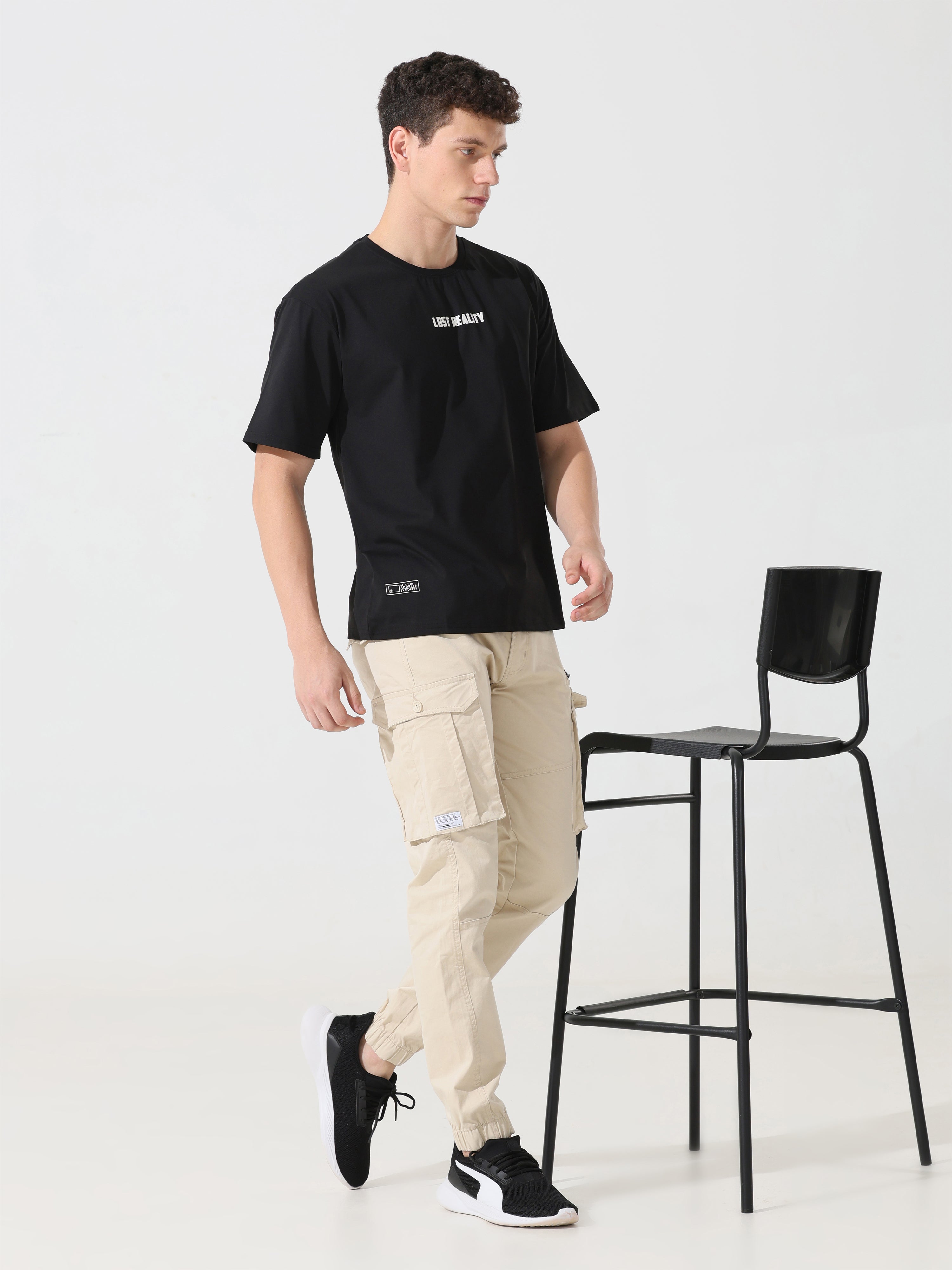 Lost reality Black half sleeve tee