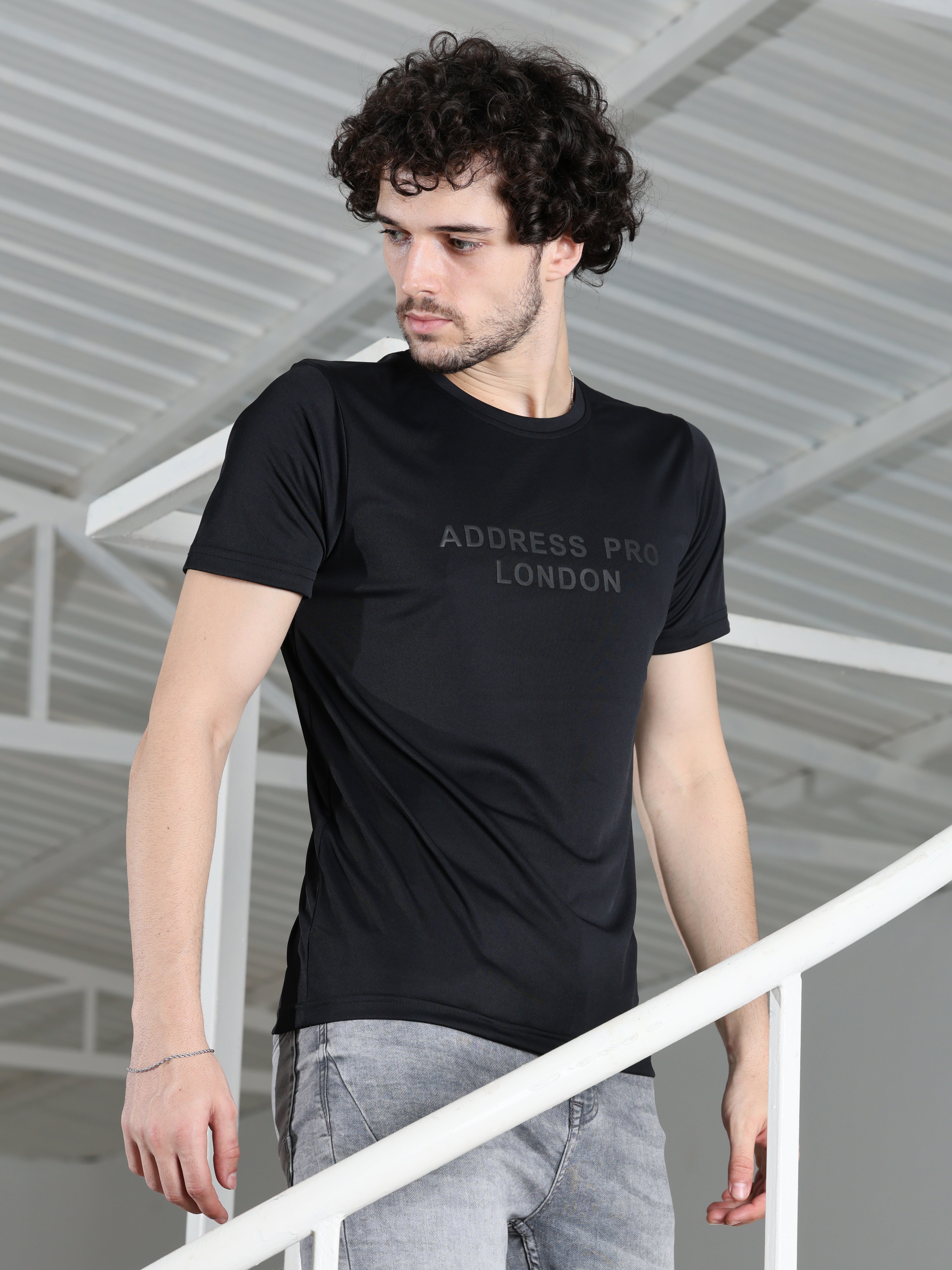 Address pro London Black tee