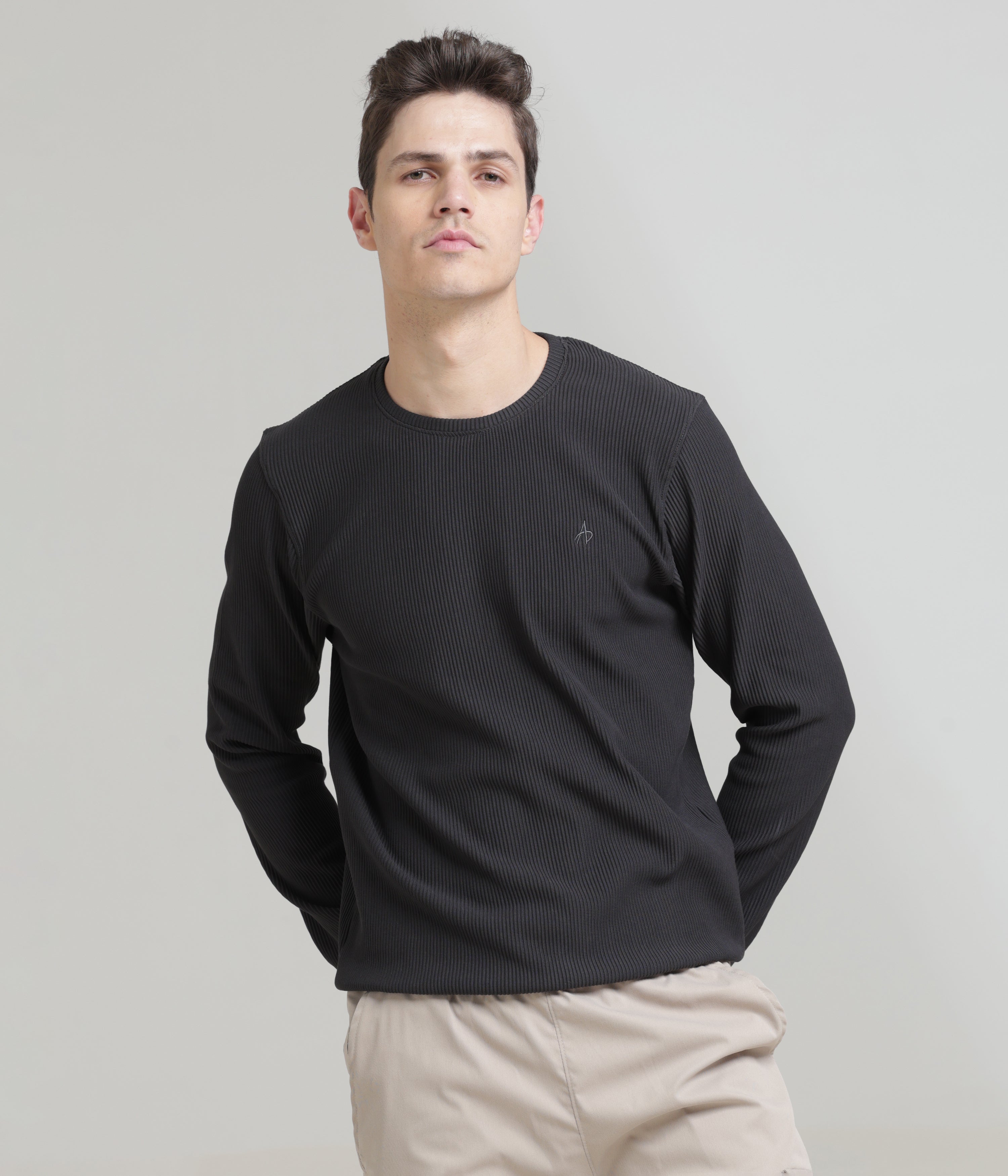 Dark Grey Regular Fit Sweatshirt: Cozy Comfort for Casual Days